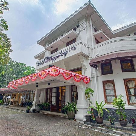 Bumi Sawunggaling Hotel Bandung Bagian luar foto