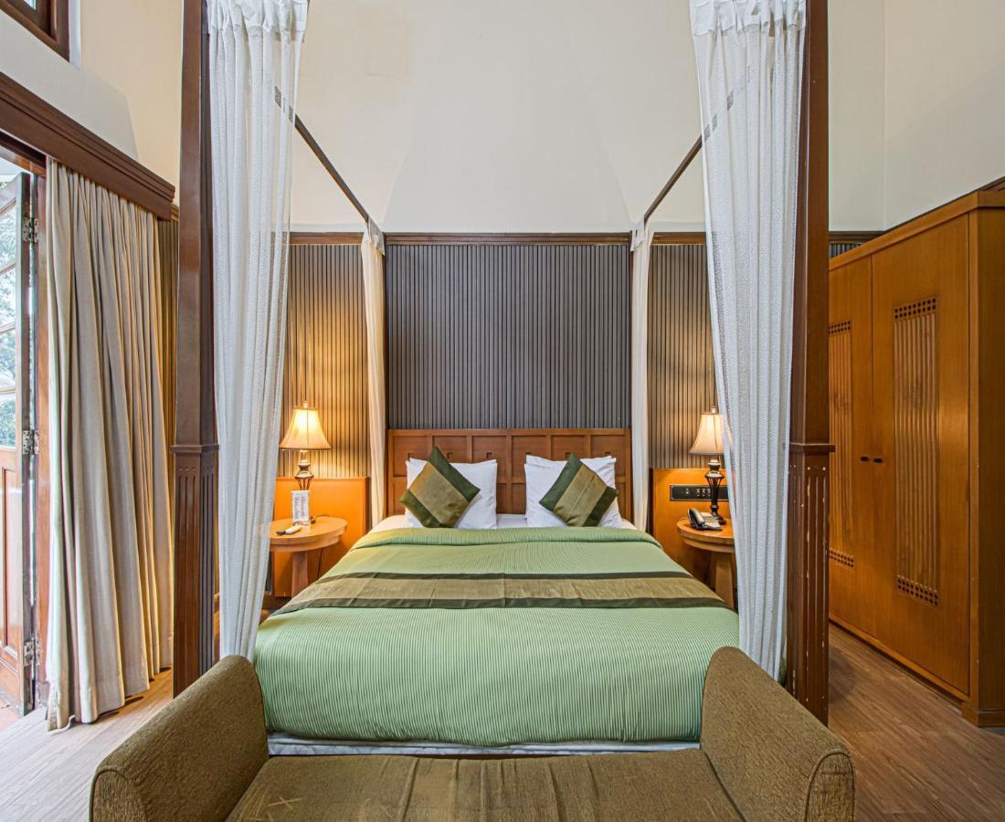 Bumi Sawunggaling Hotel Bandung Bagian luar foto